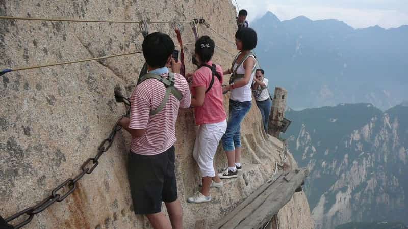 Опасный пеший маршрут в Китае